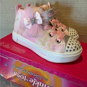 Skechers Kids Pink Glitter High-Top Sneaker with Silver Studded Toe